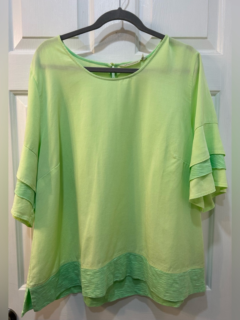 NWOT Soft Surroundings Oakleigh Tencel Top Sz 1X Tiered Ruffle Sleeve Summer Fun